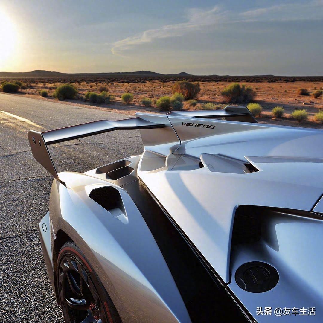 美图欣赏——兰博基尼毒药（Lamborghini Veneno）