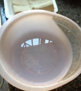 ​甲醛多长时间溶于水，空气中的甲醛容易溶于水吗？
