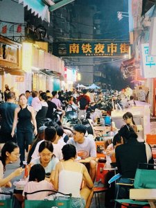 ​幸福了！南宁地铁运营时间将有调整，以后南宁人的夜生活爽了→