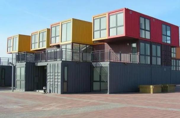 生活买个住人的集装箱大概需要多少钱，6米住人集装箱多少钱一个  1