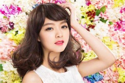 ​送女生礼物贺卡写什么？送礼物暖心留言
