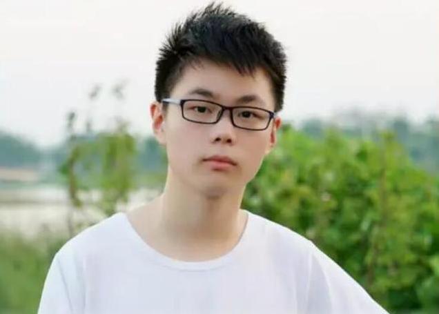 骚白代打事件遭实锤，寂然叫板骚白是男人就来solo