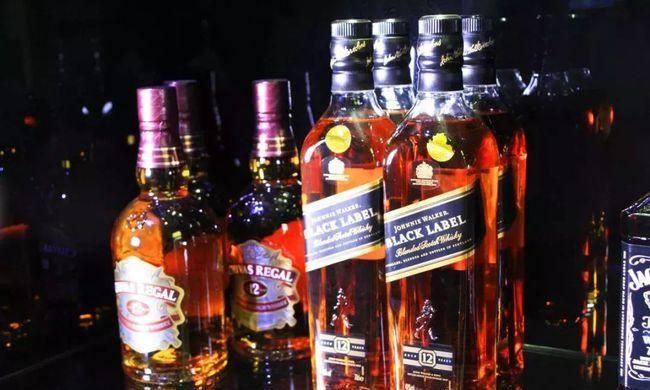 一打酒几瓶,一打啤酒是6个还是12个