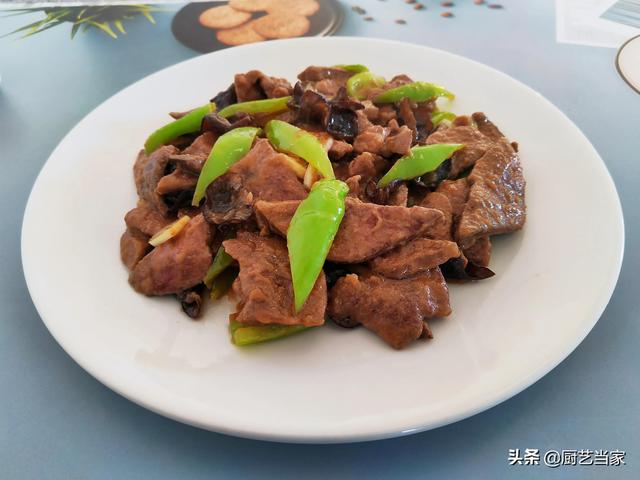 这才是熘肝尖的正宗做法（这样做熘肝尖滑嫩鲜香）(1)