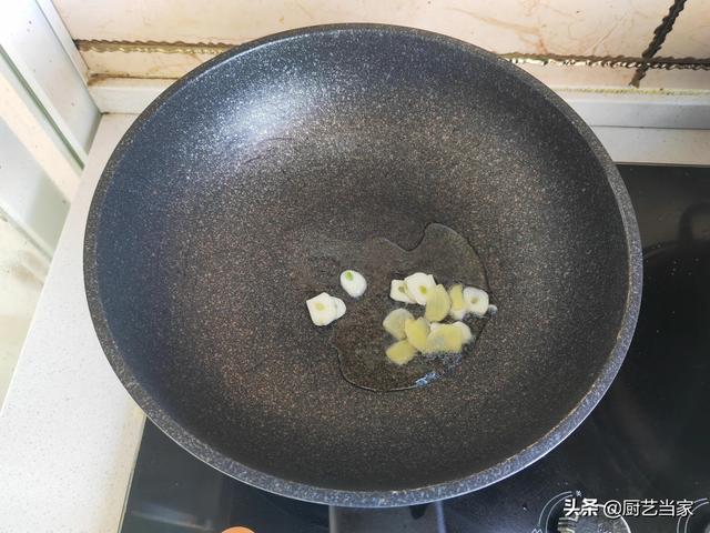 这才是熘肝尖的正宗做法（这样做熘肝尖滑嫩鲜香）(9)