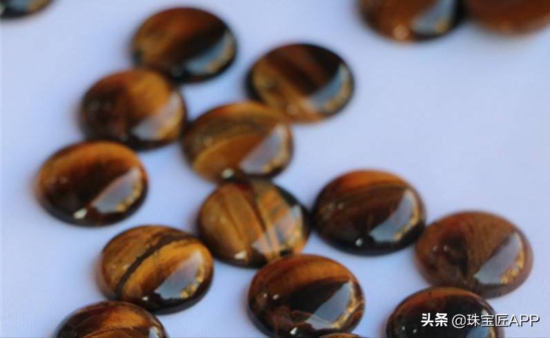 虎眼石手串价格及图片（真正虎眼石手串多少钱）