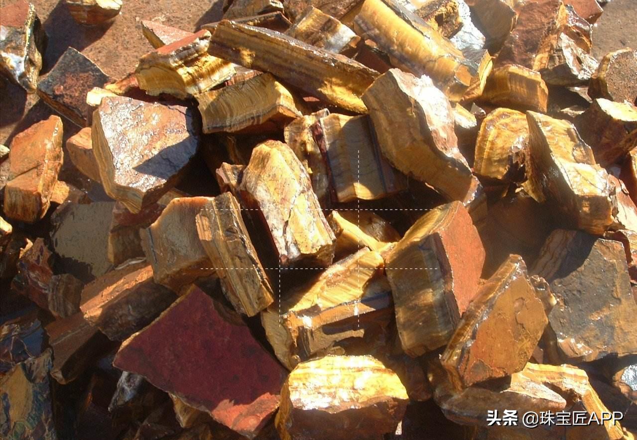 虎眼石手串价格及图片（真正虎眼石手串多少钱）