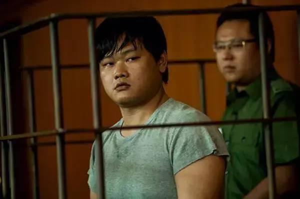 别再用“三级片”肤浅地定义这部金像奖最佳电影！