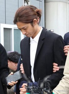 ​郑俊英视频女主角？能不能不要造谣了…