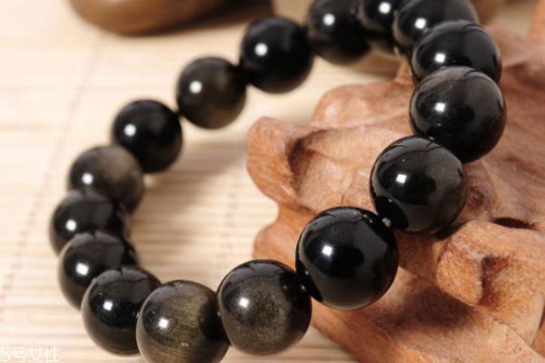 金曜石的功效与作用 对身体很好 金曜石的功效与作用 对身体很好