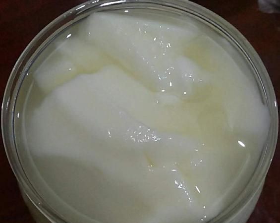 酸奶像豆腐渣是坏了吗