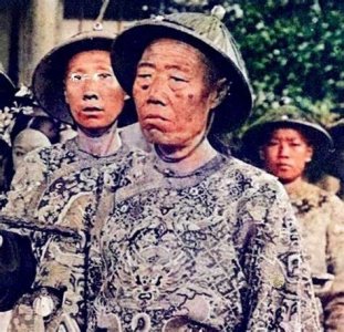 好奇,古时候太监是怎么小便的?