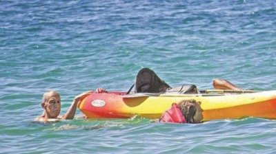 ​梦到跳海救人(左耳跳海救人)