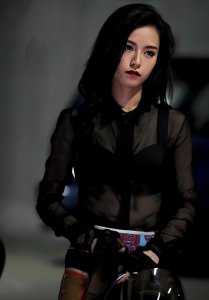 《赤道》一秒让我陌生人变粉,文咏珊好飒又美