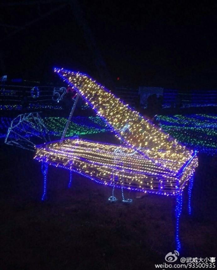 美爆了!不用去北上广 武威的摩天轮也