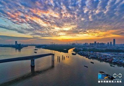 ​航拍渔民新村 城市里闹中取静