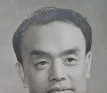 京剧演员钱浩梁生卒年月日简介