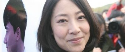 ​张卫健的老婆在他最困难的时候守护他，男人的责任就像张卫健