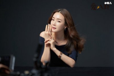 崔智友2025年生女,年龄45成高龄产妇!