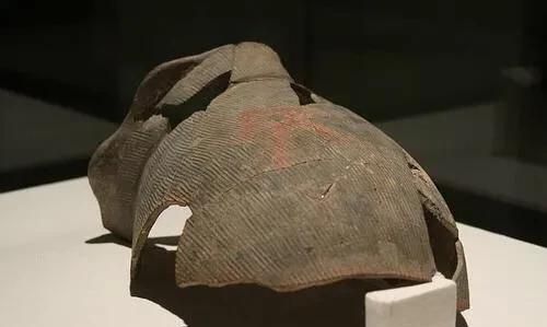 我国历史上首个有文字记载的王朝,中国的“汉字”到底是谁先发明的,“甲骨文”是最早的文字吗?图10