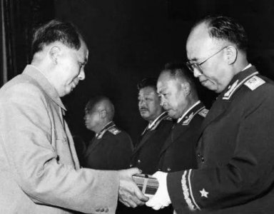 建国后,解放军四总部首任首长都是谁