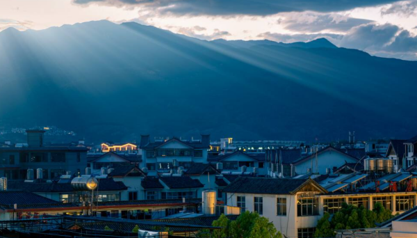 丽江在云南哪个地方,丽江在云南的哪个城市图2