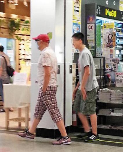 59岁汤镇业6个孩子近照曝光，花500万养的子女，今变成这般模样！