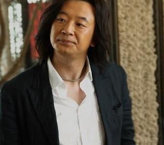 因《神探狄仁杰》成名，当红时息影为黄海波产子，36岁活成这样