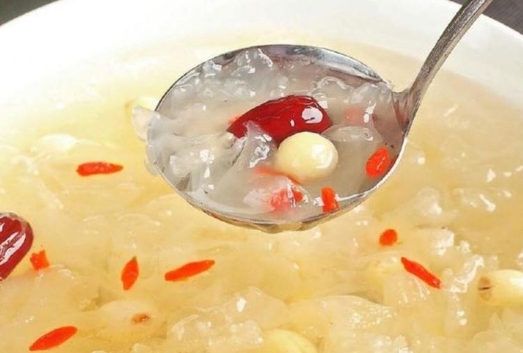 银耳是寒性的食物吗