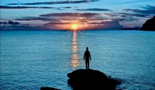 与其临池羡鱼不如退步织网下一句