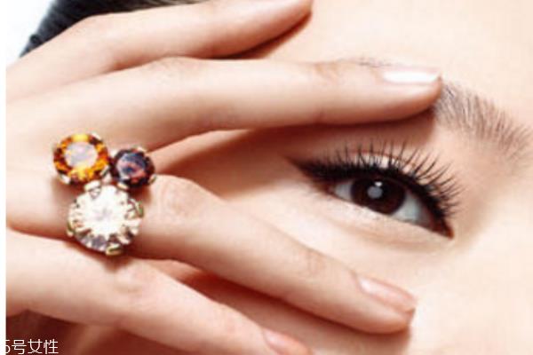 黑眼圈眼袋很严重怎么办 去黑眼圈的其他小妙招 黑眼圈眼袋很严重怎么办 去黑眼圈的其他小妙招