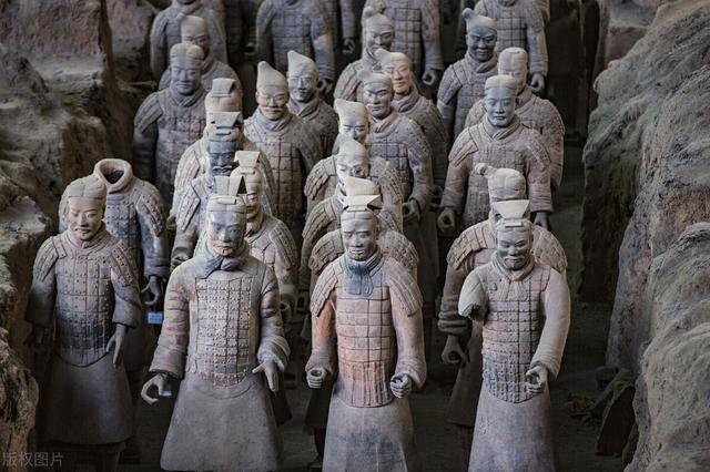 赵高为何要毁秦朝(秦朝仅仅存在15年就灭亡)(2)