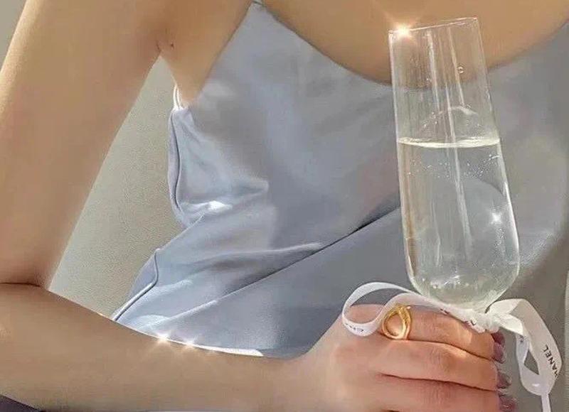 乔枫 李婷 杨丽